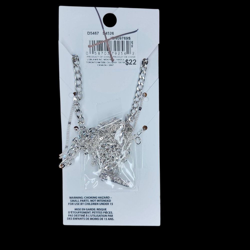 🆕️ JOE FRESH Silver Leaf Necklace Trio - Picture 3 of 3